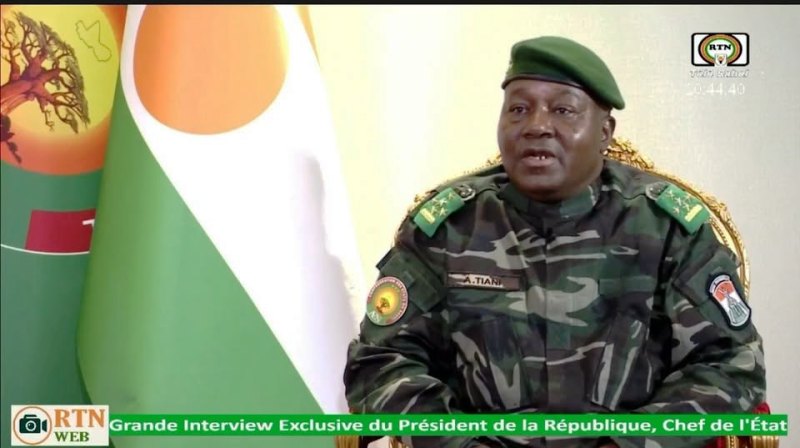 Le président nigérien Abdourahamane Tiani lors d’un entretien diffusé par la télévision publique RTN